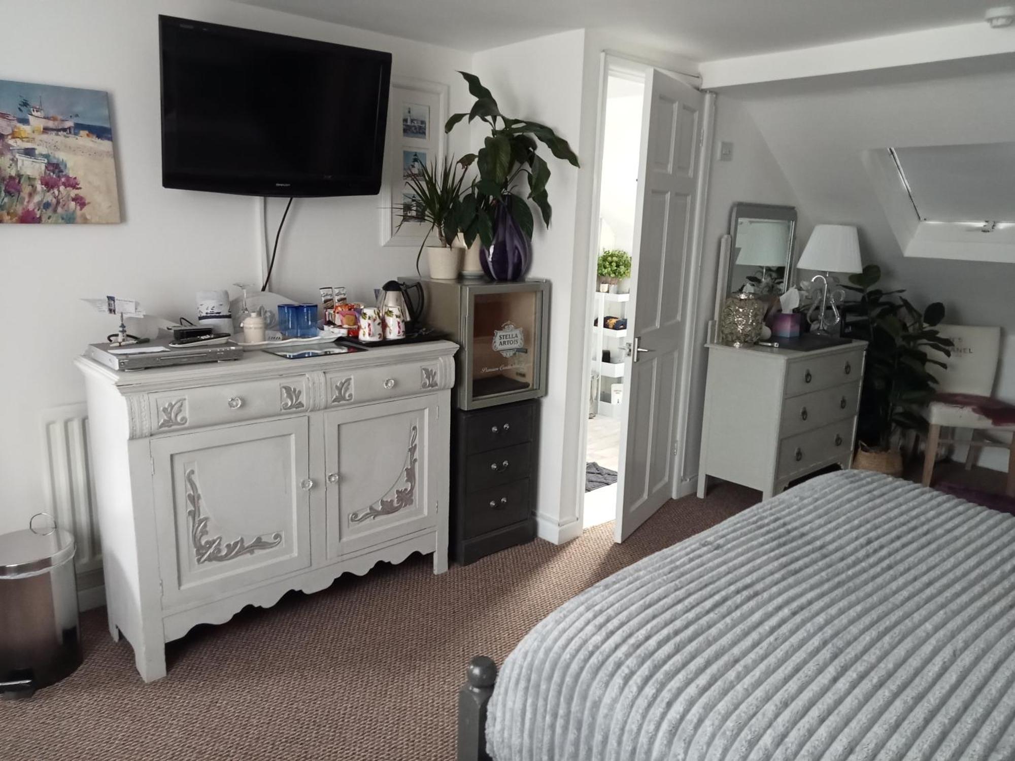 Marjune Guest House Weymouth Esterno foto