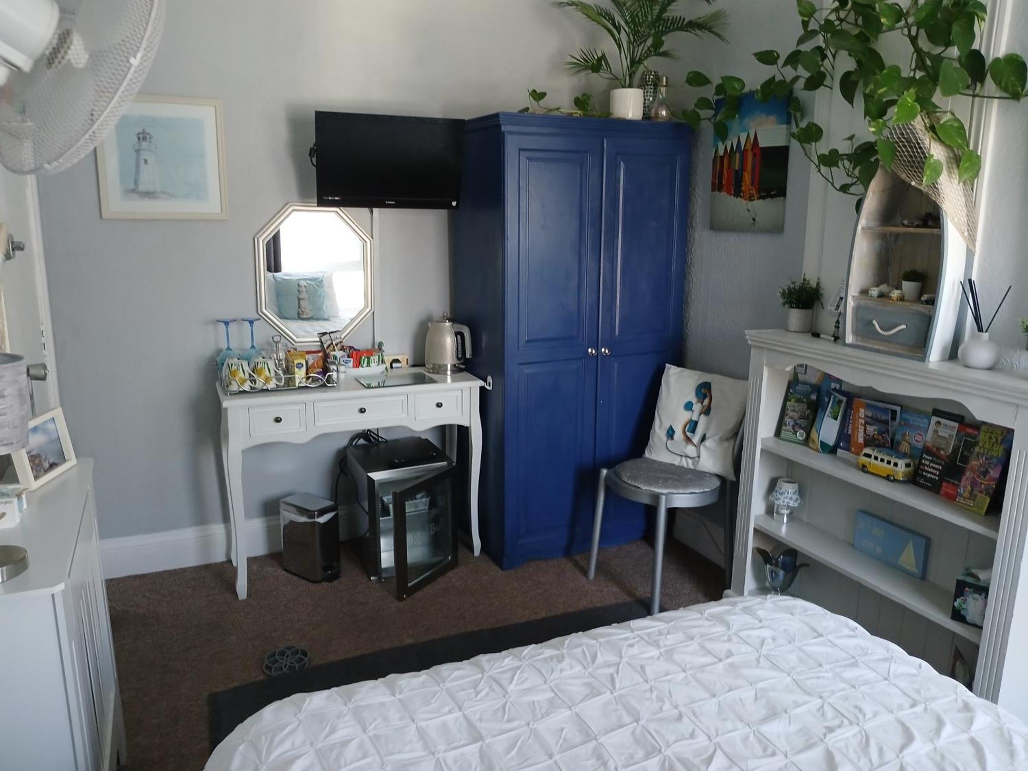 Marjune Guest House Weymouth Esterno foto
