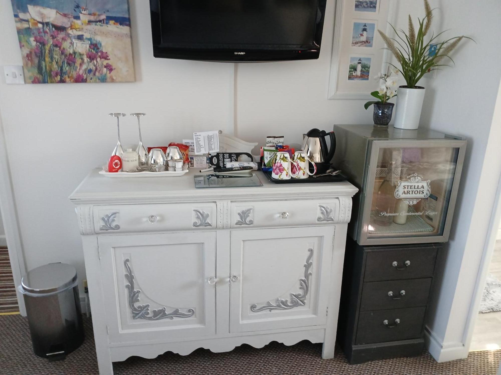 Marjune Guest House Weymouth Esterno foto