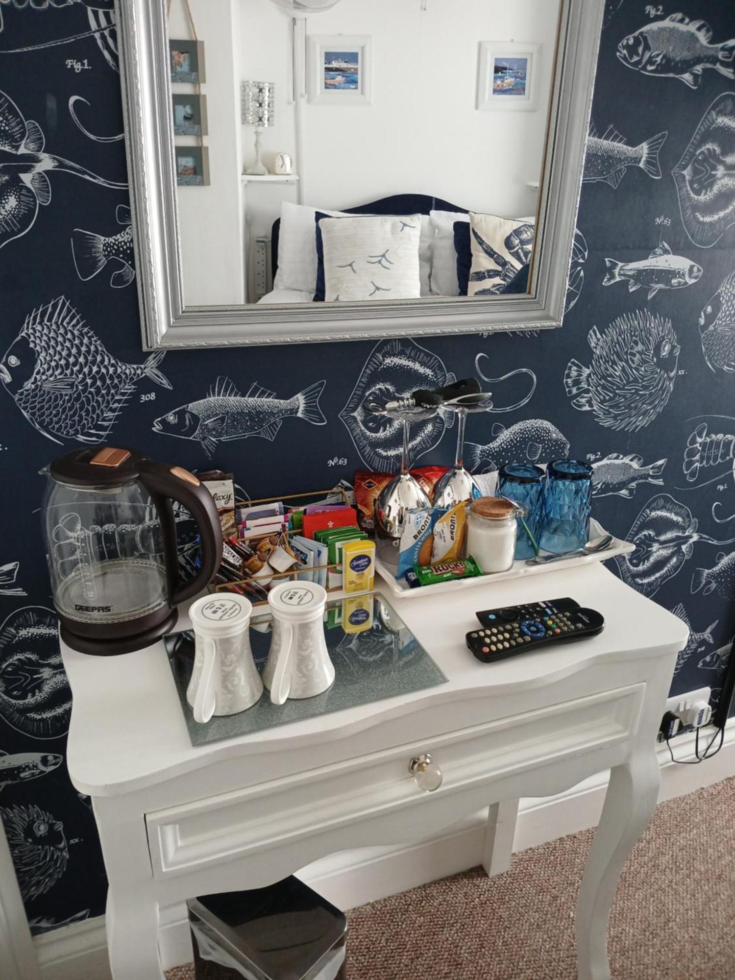 Marjune Guest House Weymouth Esterno foto